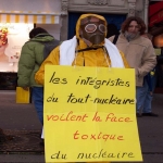 Manifestation contre le nuclaire  Paris le 17 janvier 2003 photo n26 